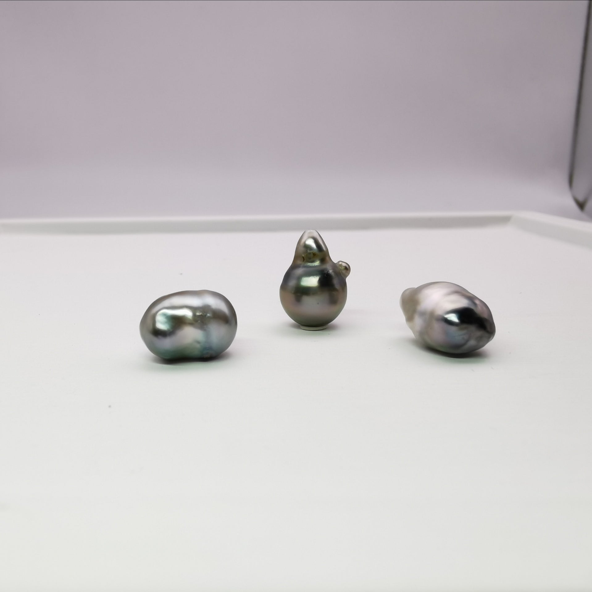 Cook Island genuine  baroque pearl