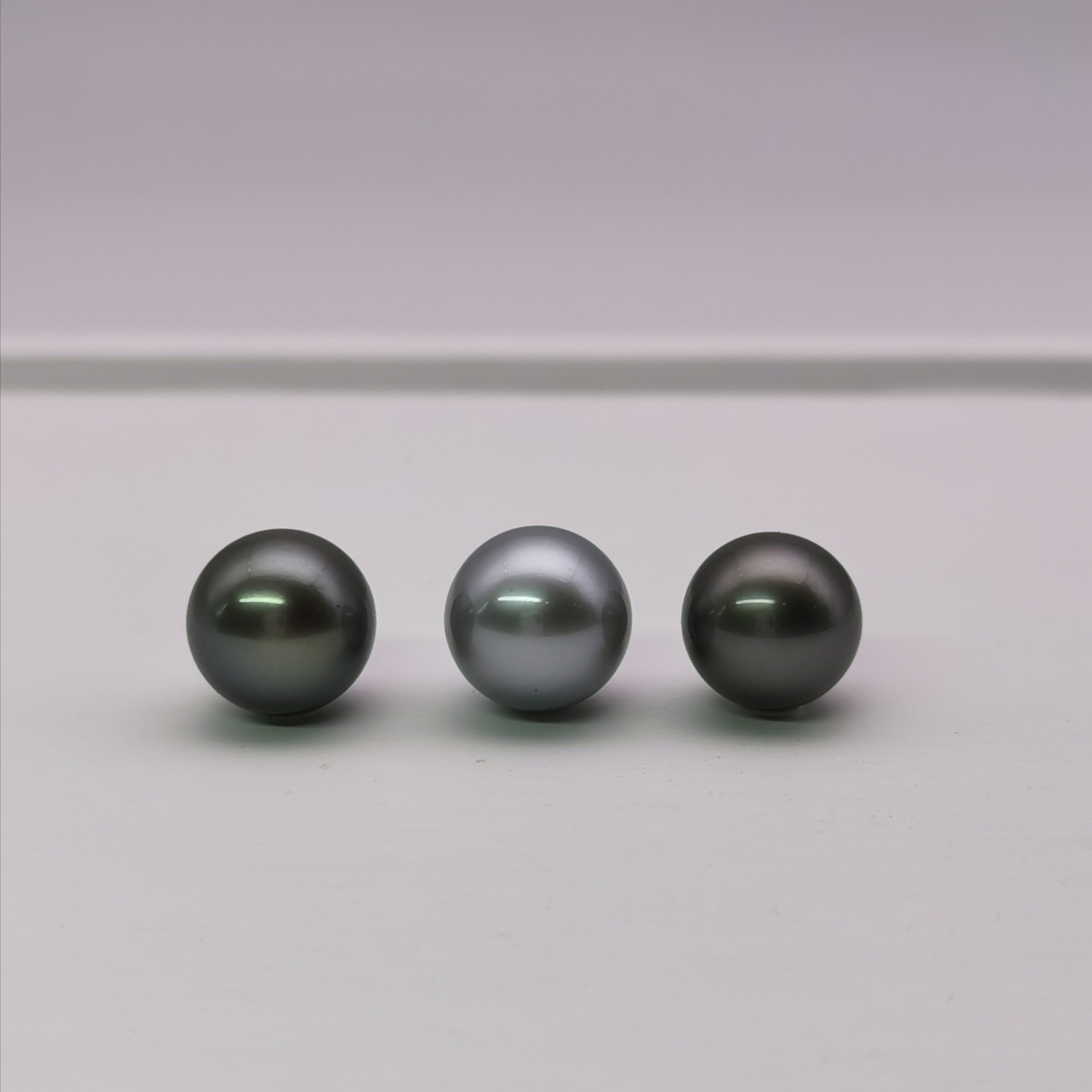 13-14mm genuine Tahitian pearl