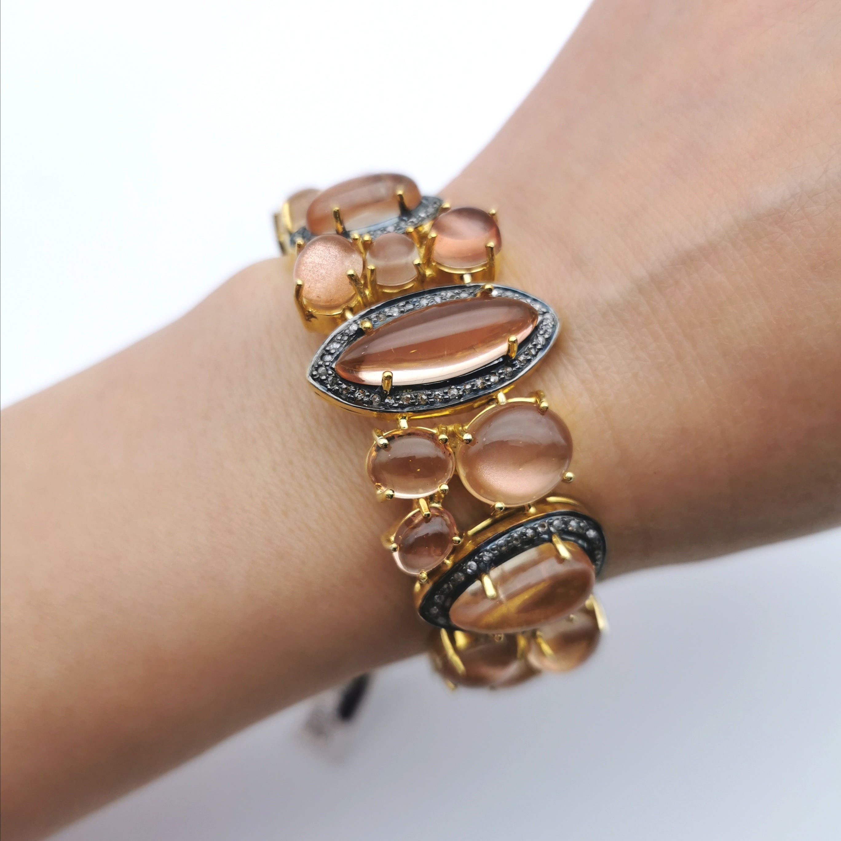Sterling silver with nature sunstone bracelet