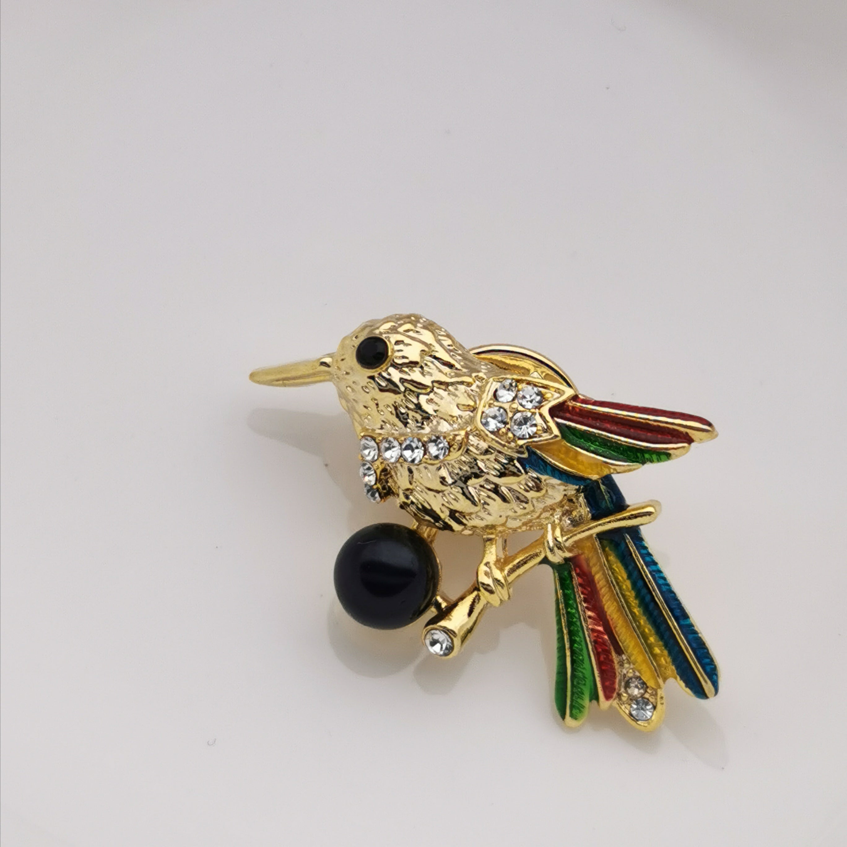 Little cute bird black freshwater pearl brooch