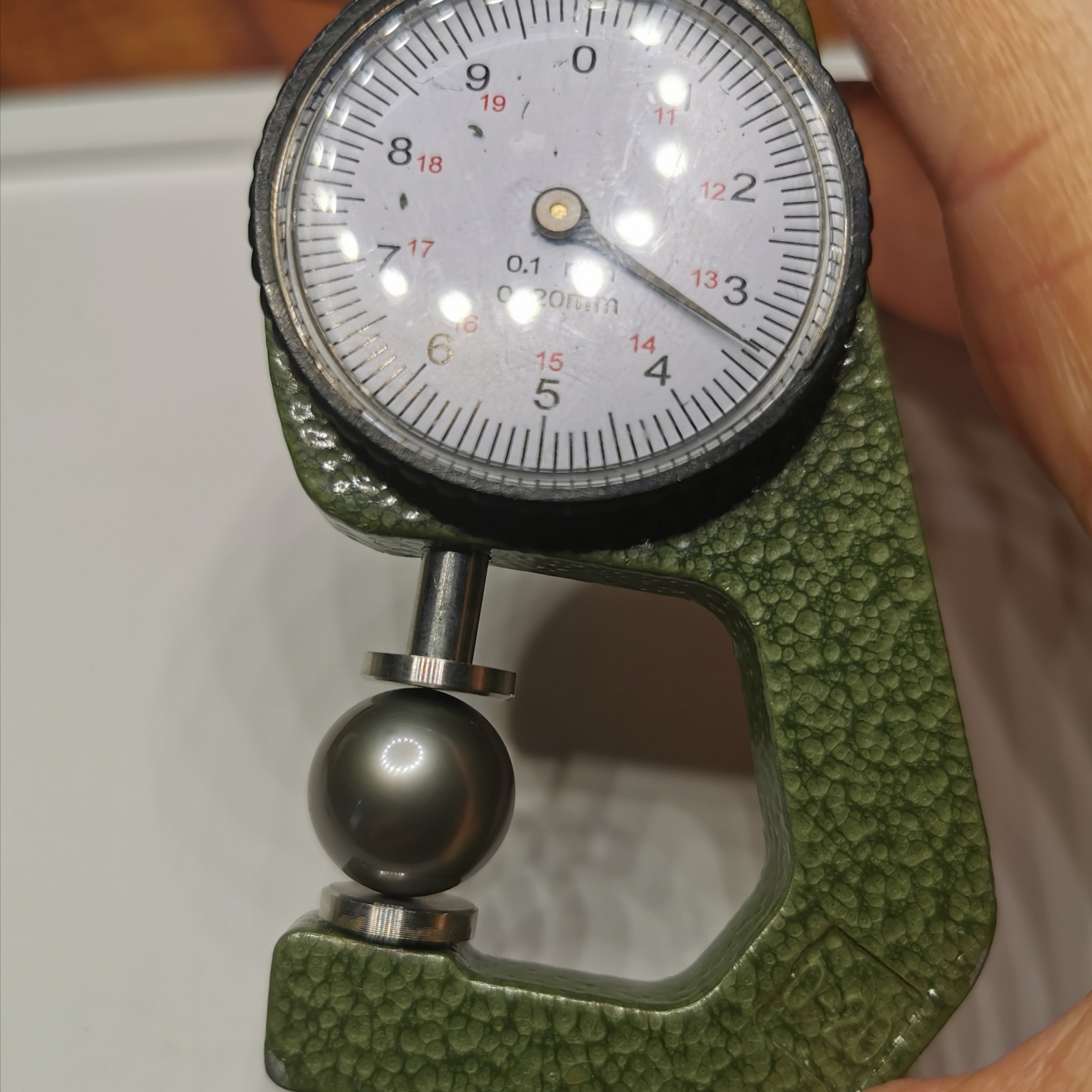 13-14mm genuine Tahitian pearl