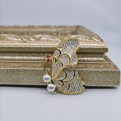 Butterfly freshwater pearl brooch