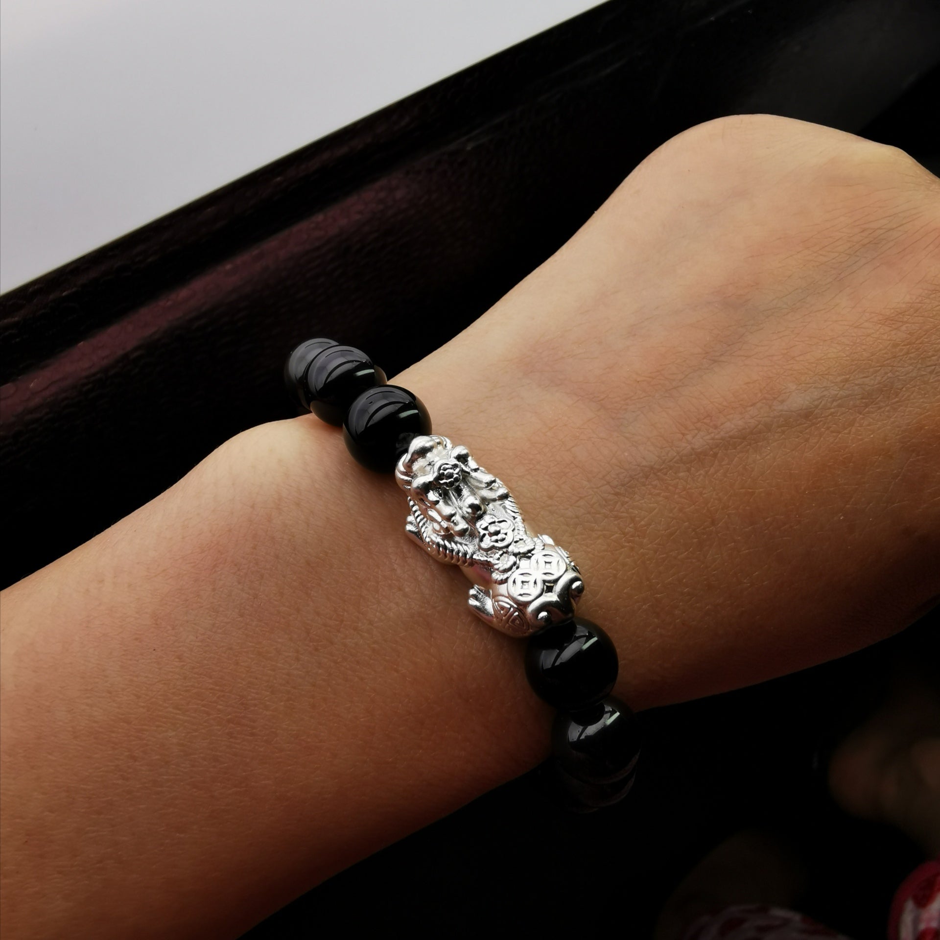 Unisex sterling silver 3D Pixiu with rainbow obsidian strech bracelet