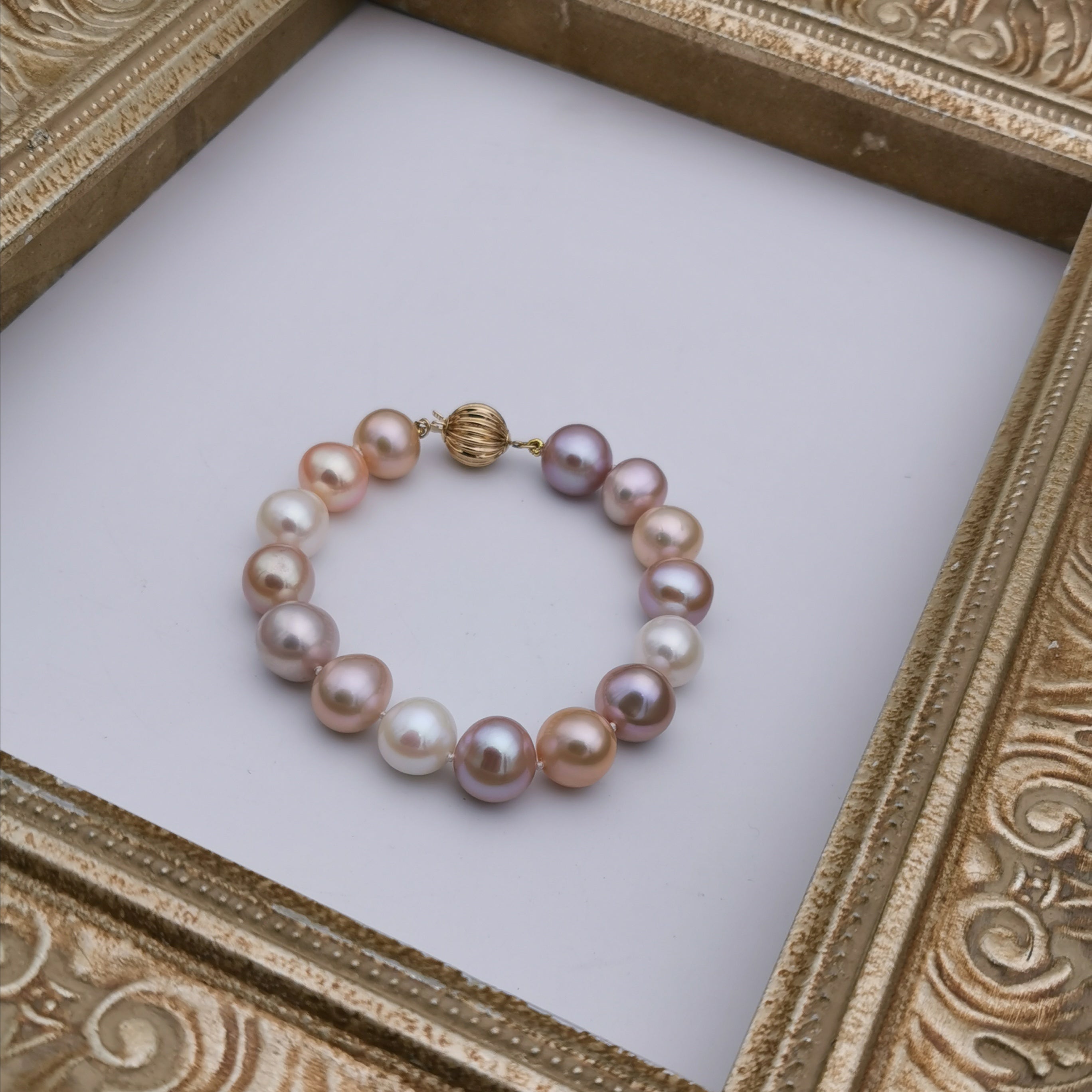 18ct gold with 10.5-11.5mm freshwater multi colour pearl bracelet