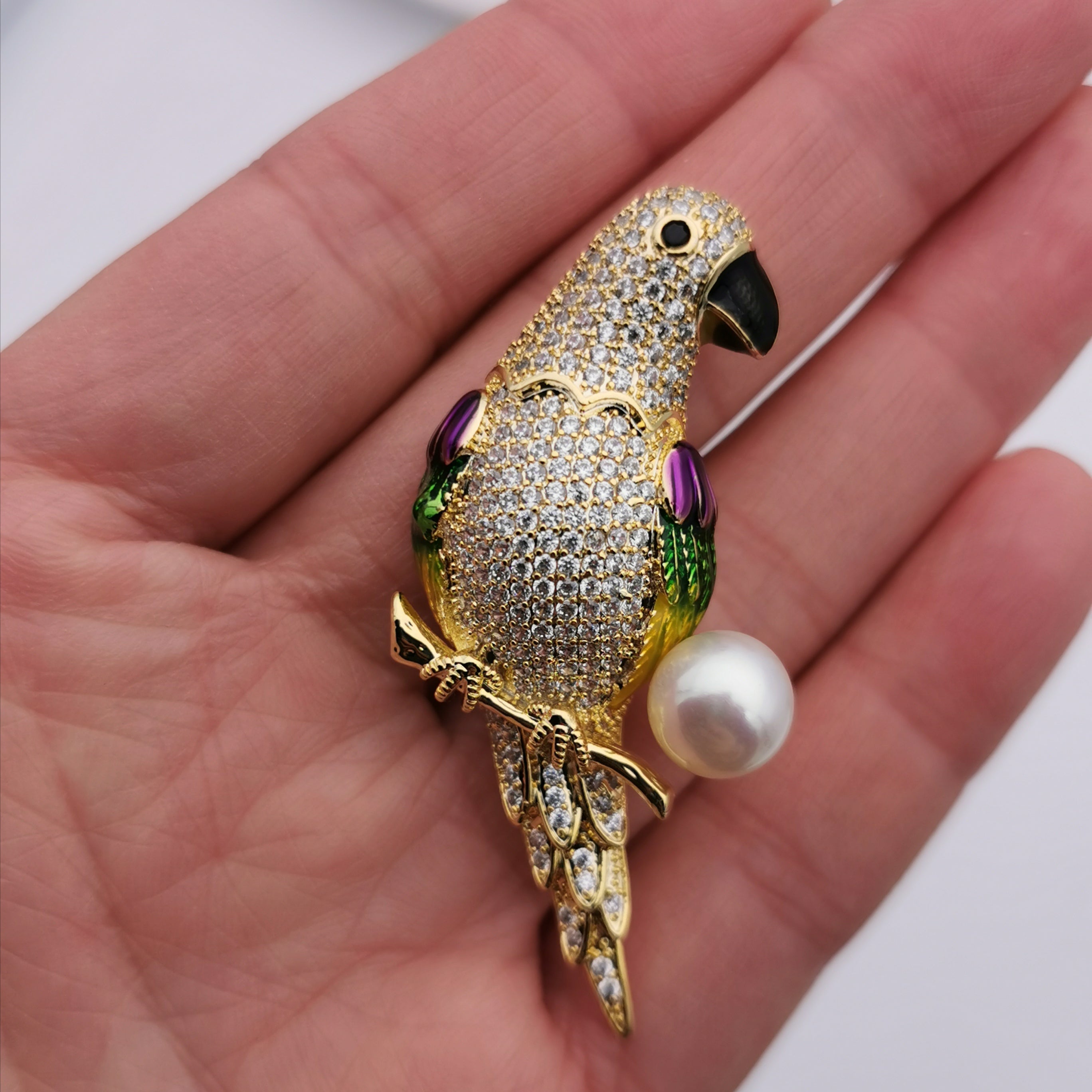 Parrot freshwater pearl brooch