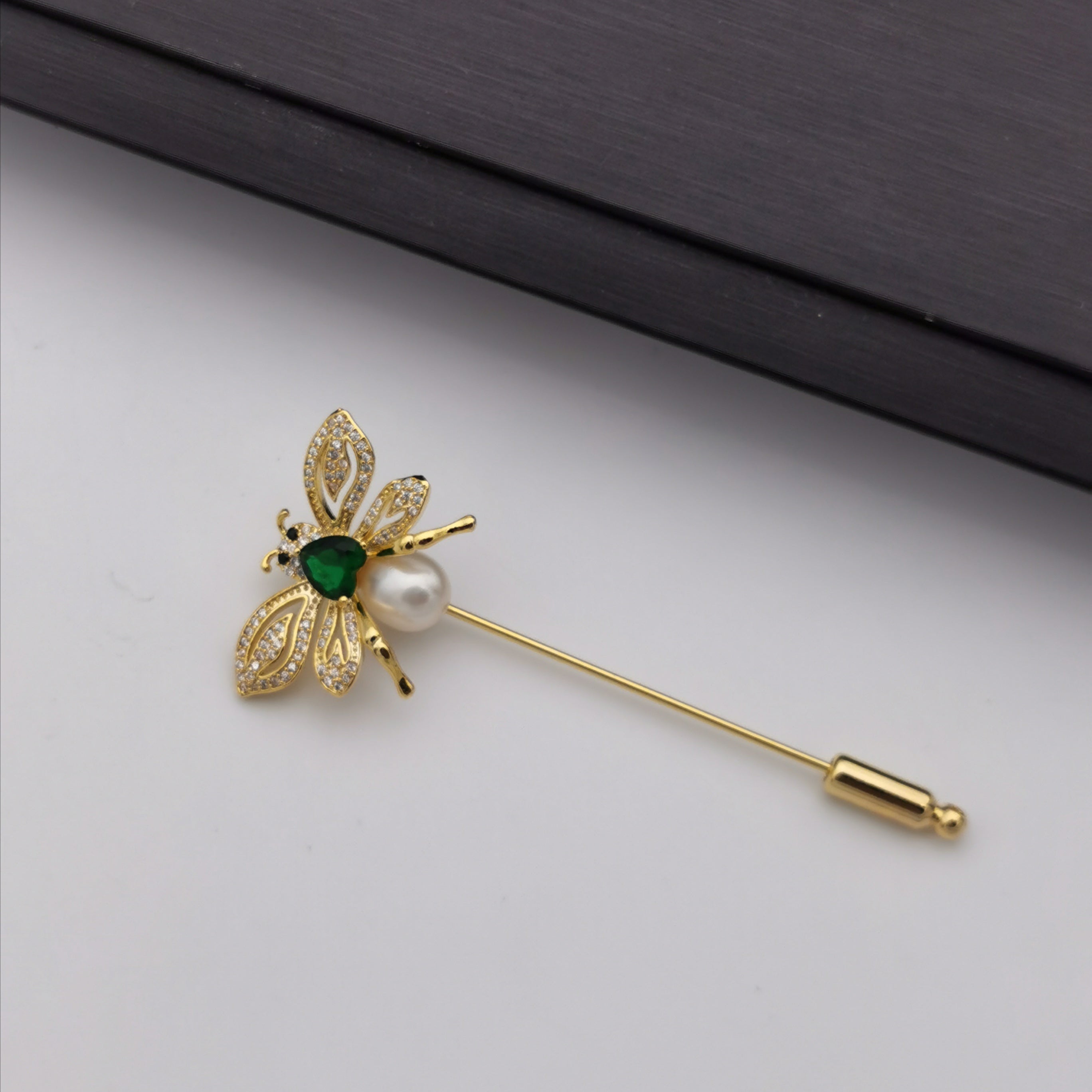 Butterfly freshwater pearl brooch