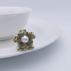Italy sterling silver setting with freshwater pearl ring