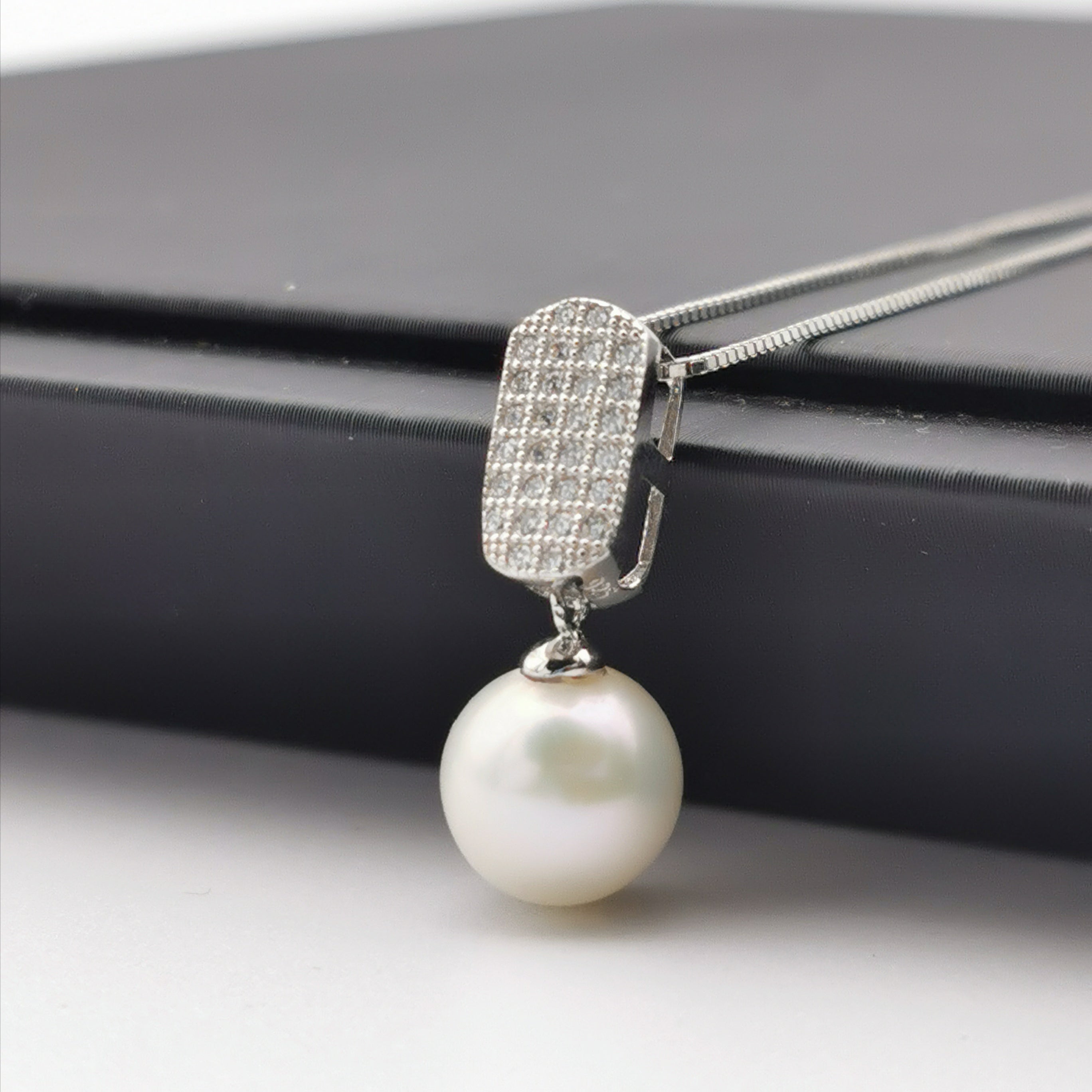 sterling silver Freshwater pearl necklace