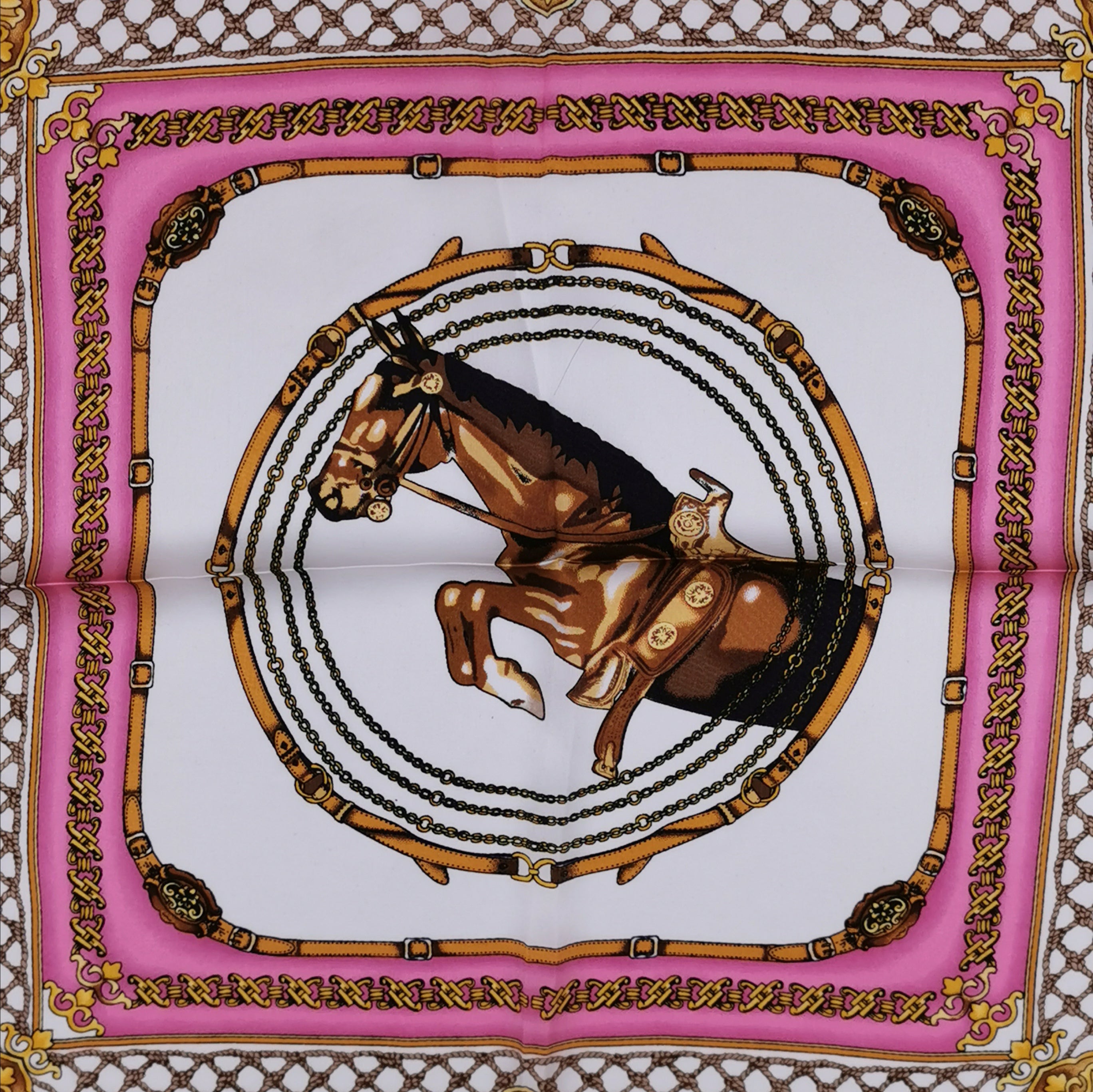 Squre silk scarf