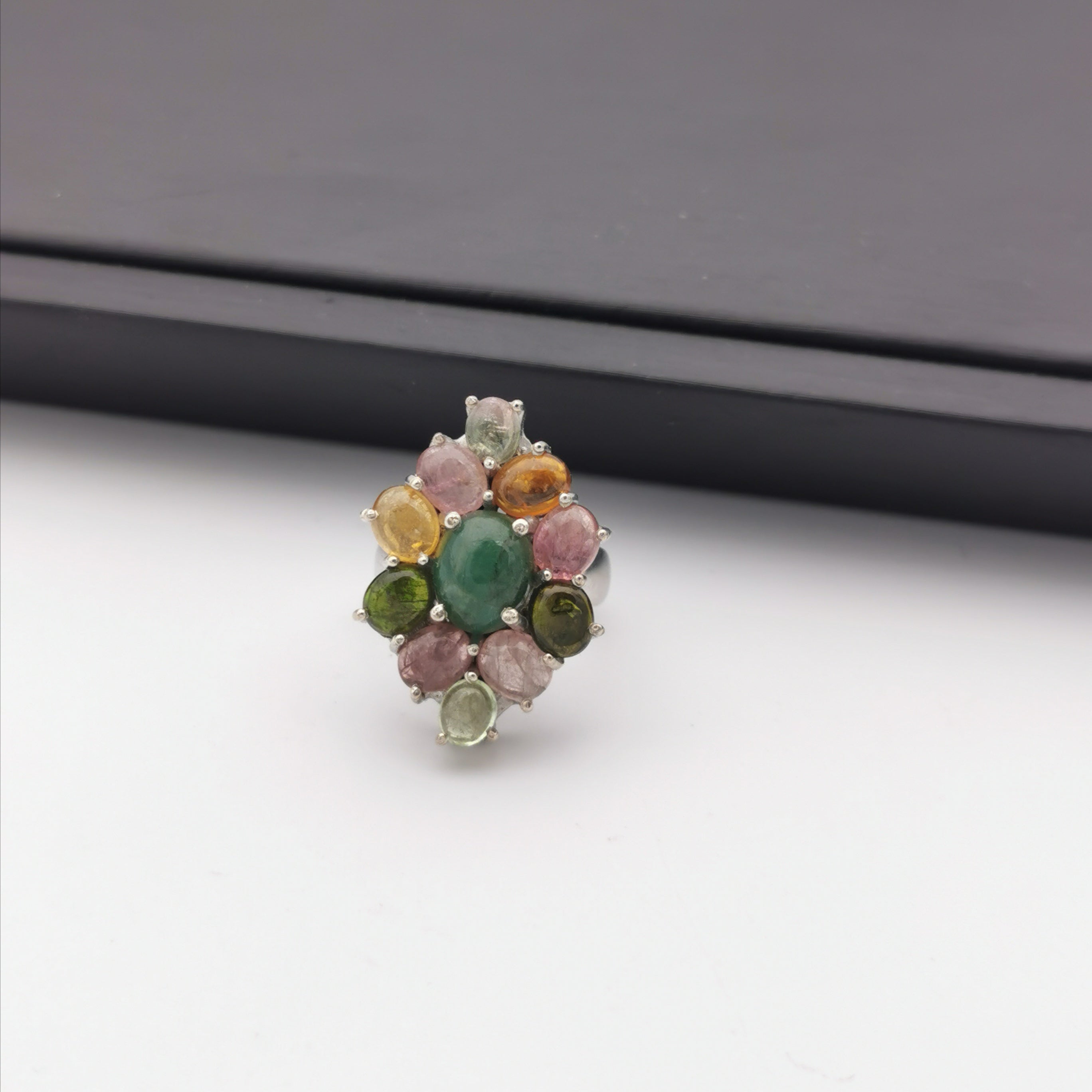 Sterling silver with tourmaline and emerld ring