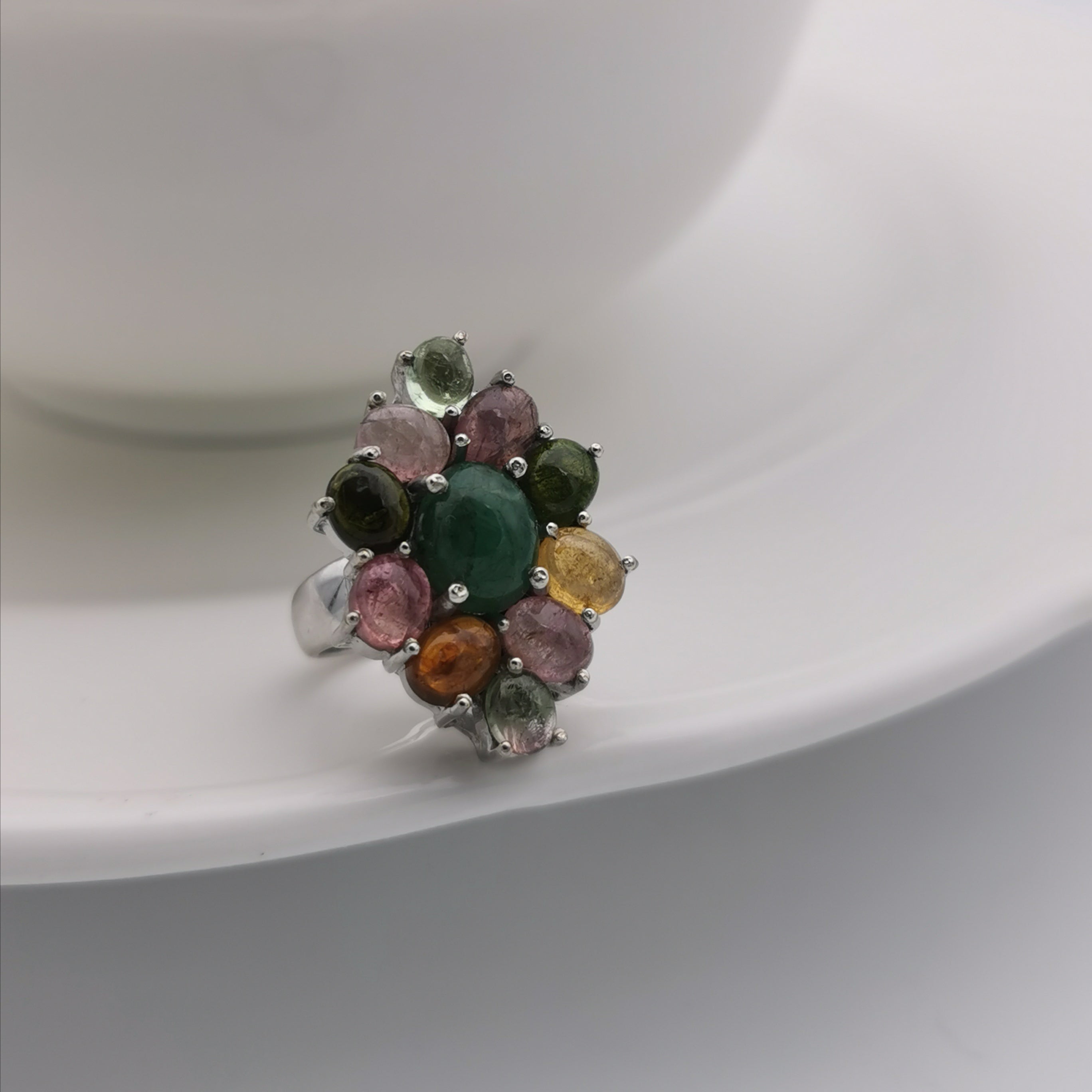 Sterling silver with tourmaline and emerld ring