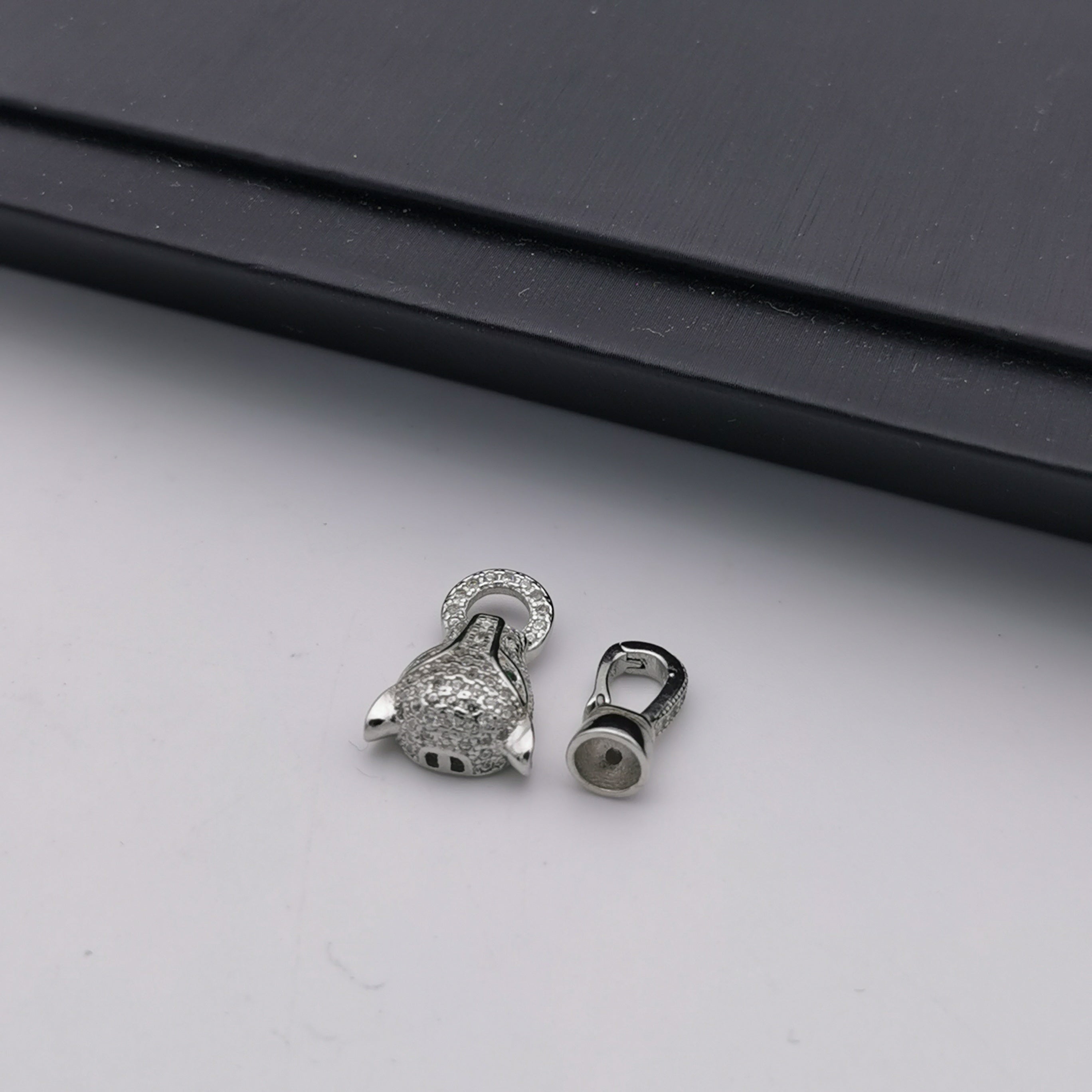 S925 sterling silver leopard clasp