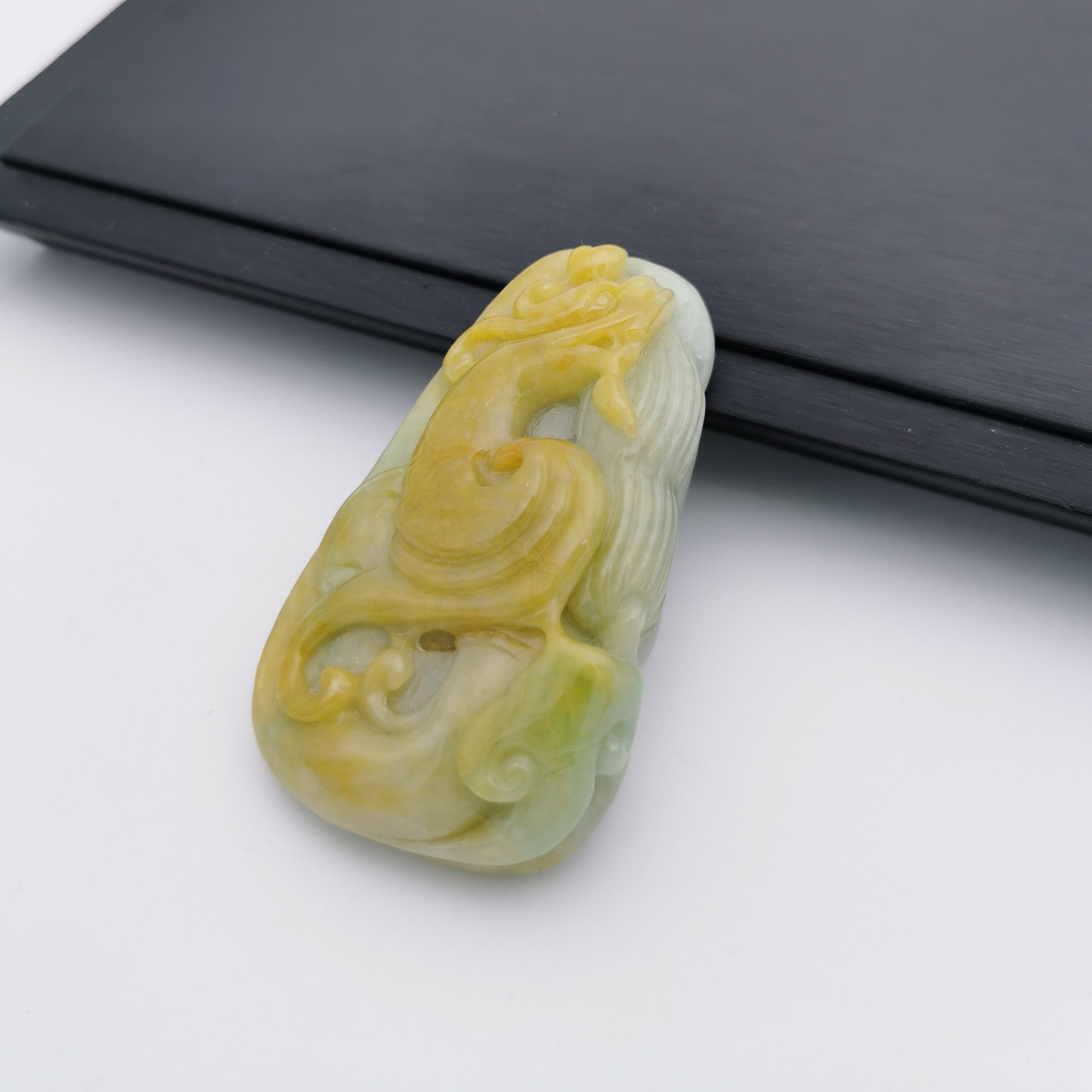 Burma nature jade pendant