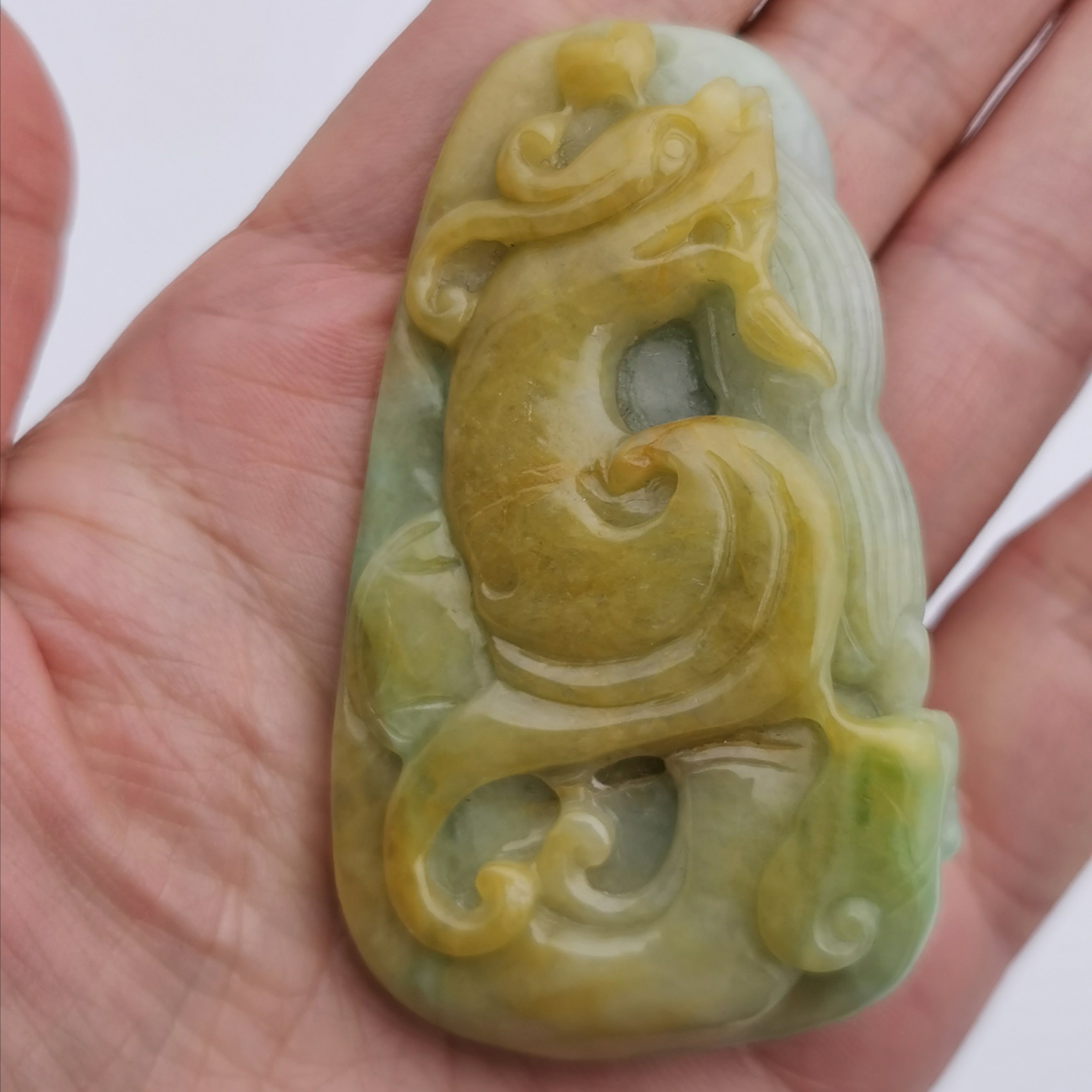 Burma nature jade pendant