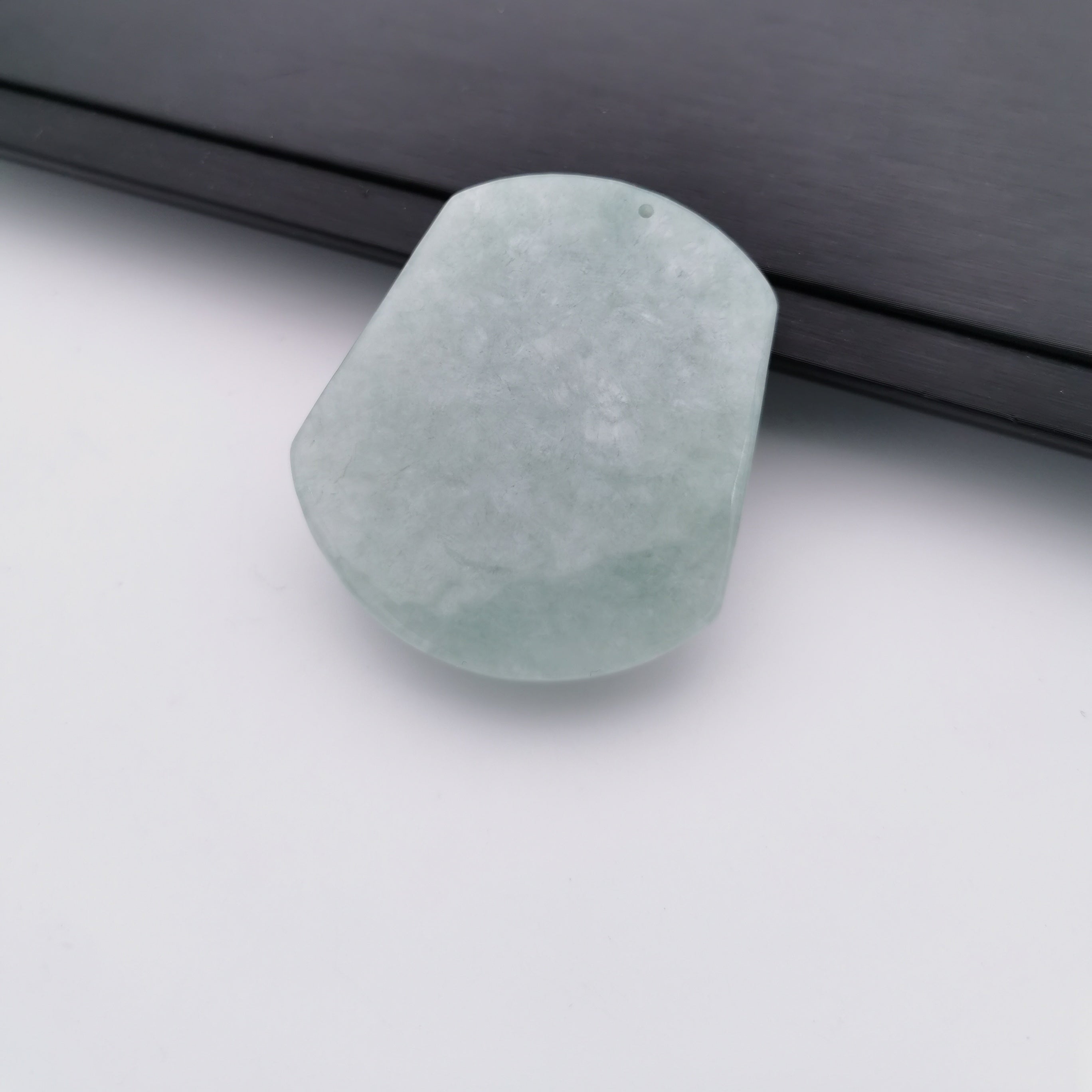 Burma jade dragon pattern