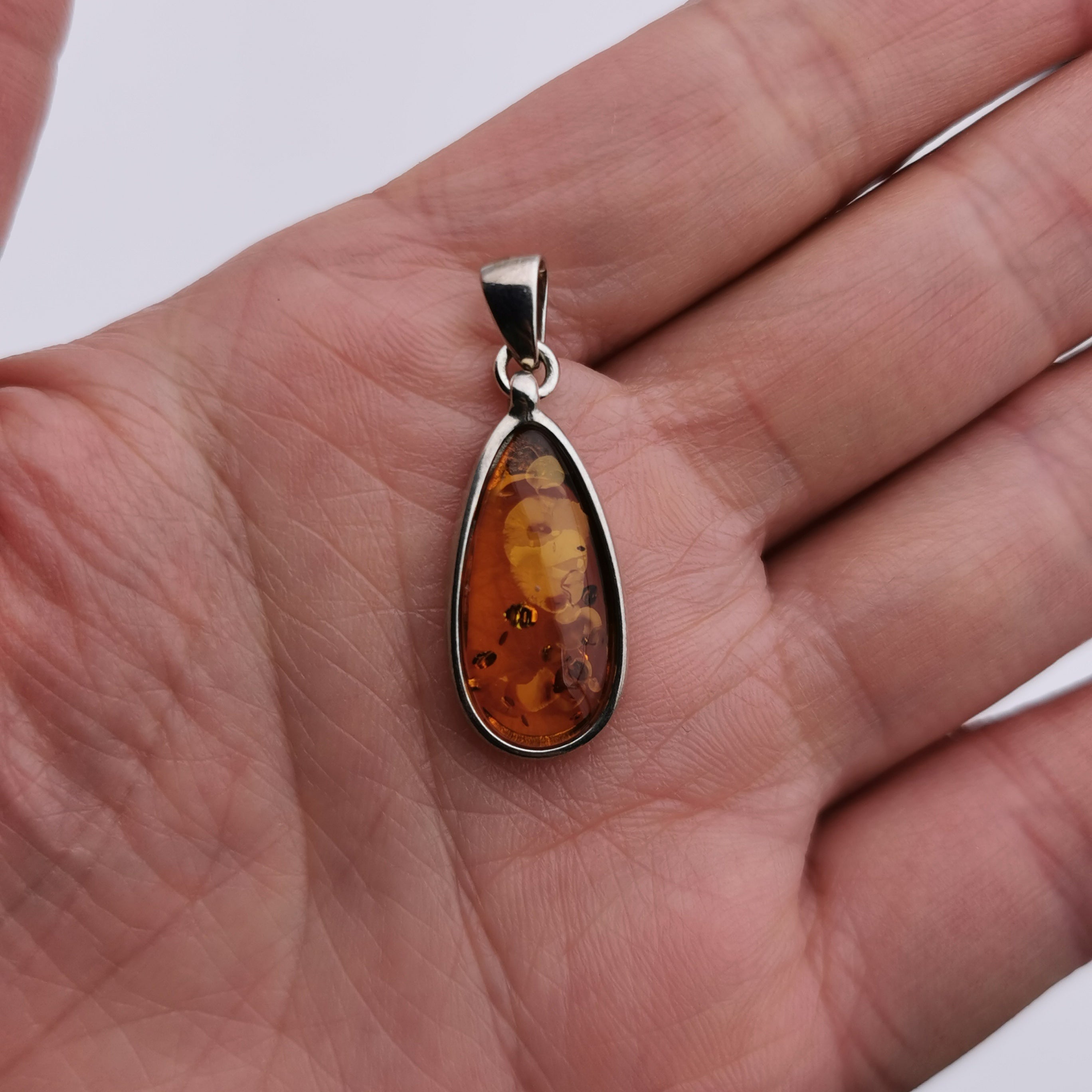 S925 Amber pendant