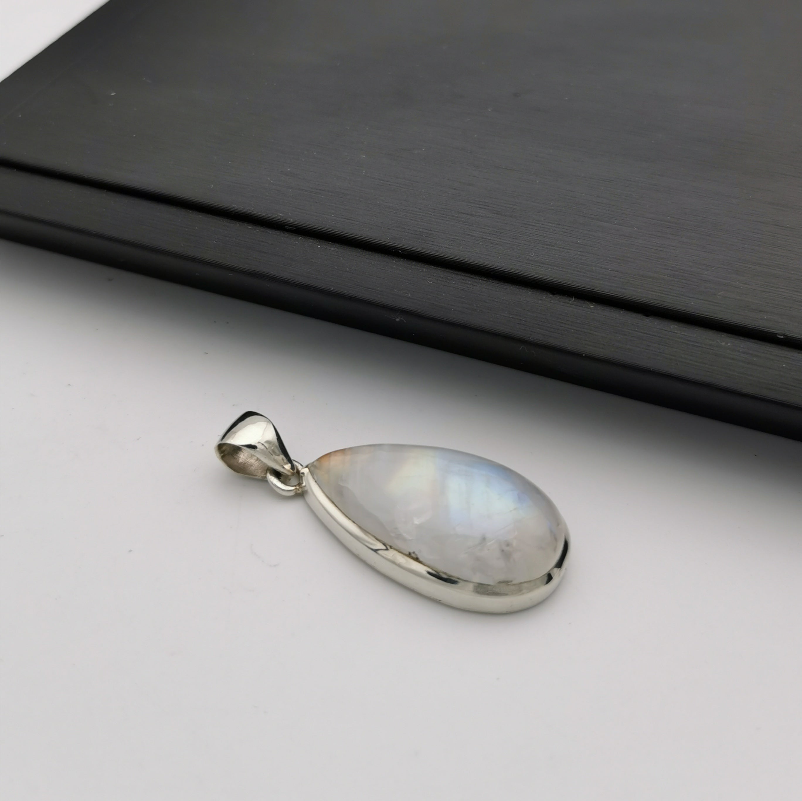 S925 moonstone pendant
