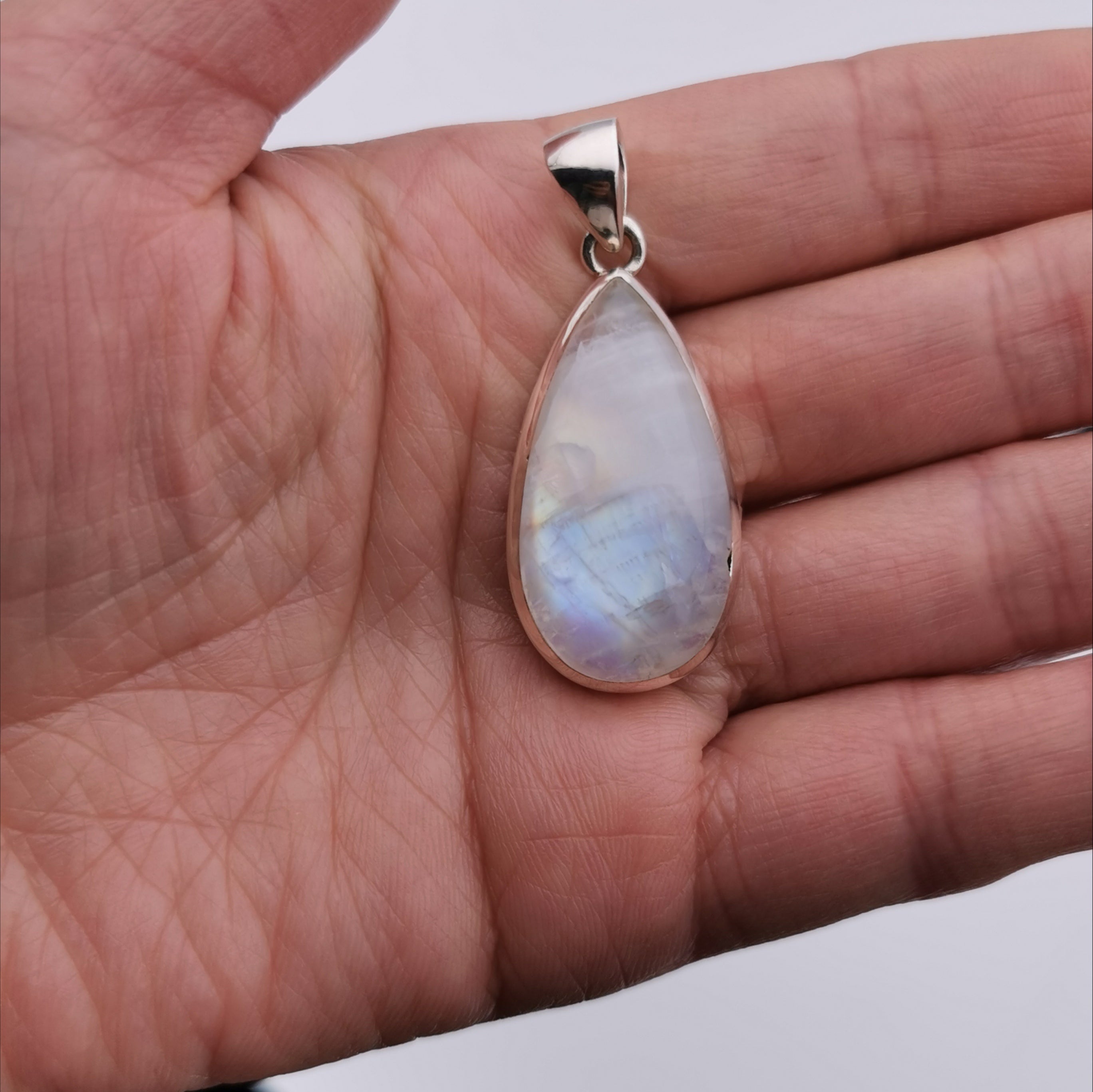 S925 moonstone pendant