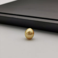 10.8 mm-11.88 mm genuine oval shape gold south-sea loose pearl