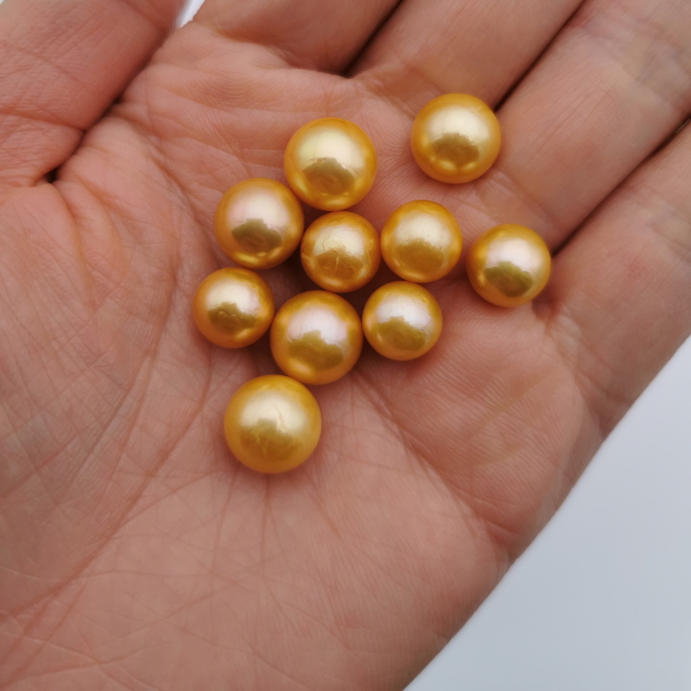 8.5 mm-11 mm genuine freshwater gold colour coated loose pearl beads
