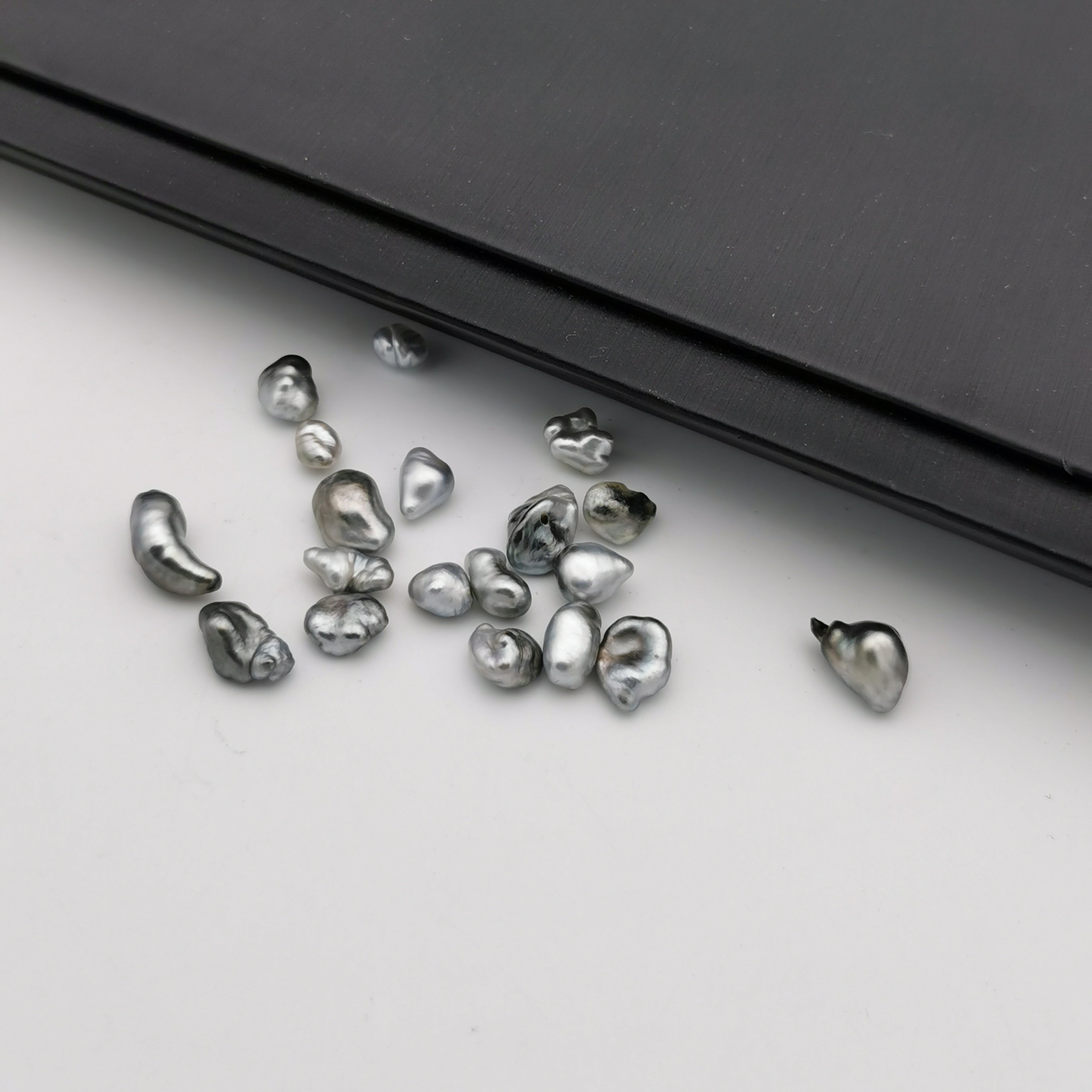 5-8 mm genuine Keshi Cook island pearl set