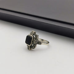 Unique elegant sterling silver marcasite with Onxy ring