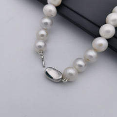 Must have of the freshwater pearl wedding/anniversary necklace