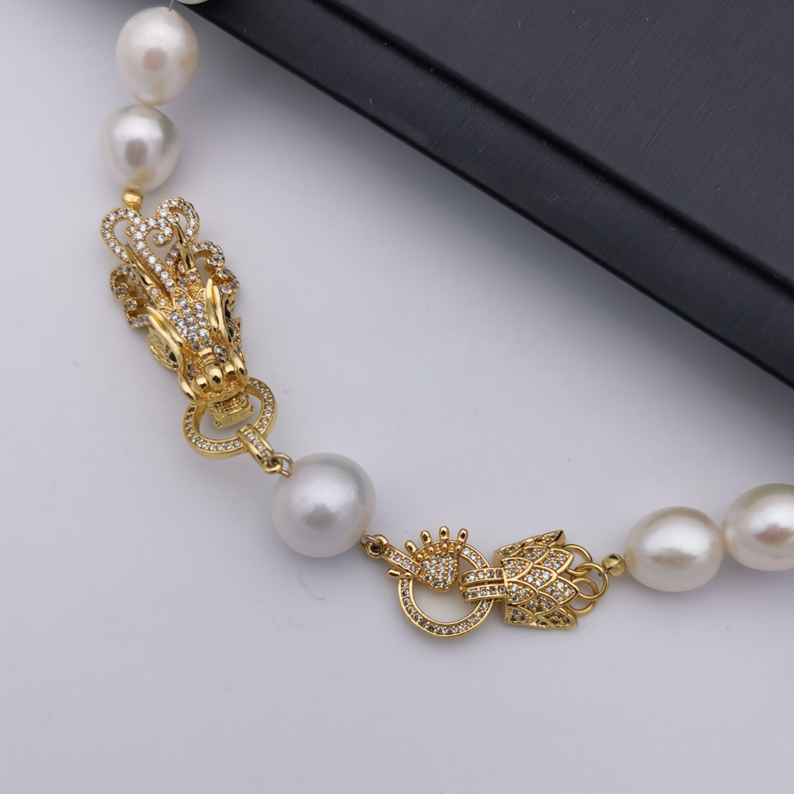 Exclusive dragon freshwater pearl wedding/anniversary necklace