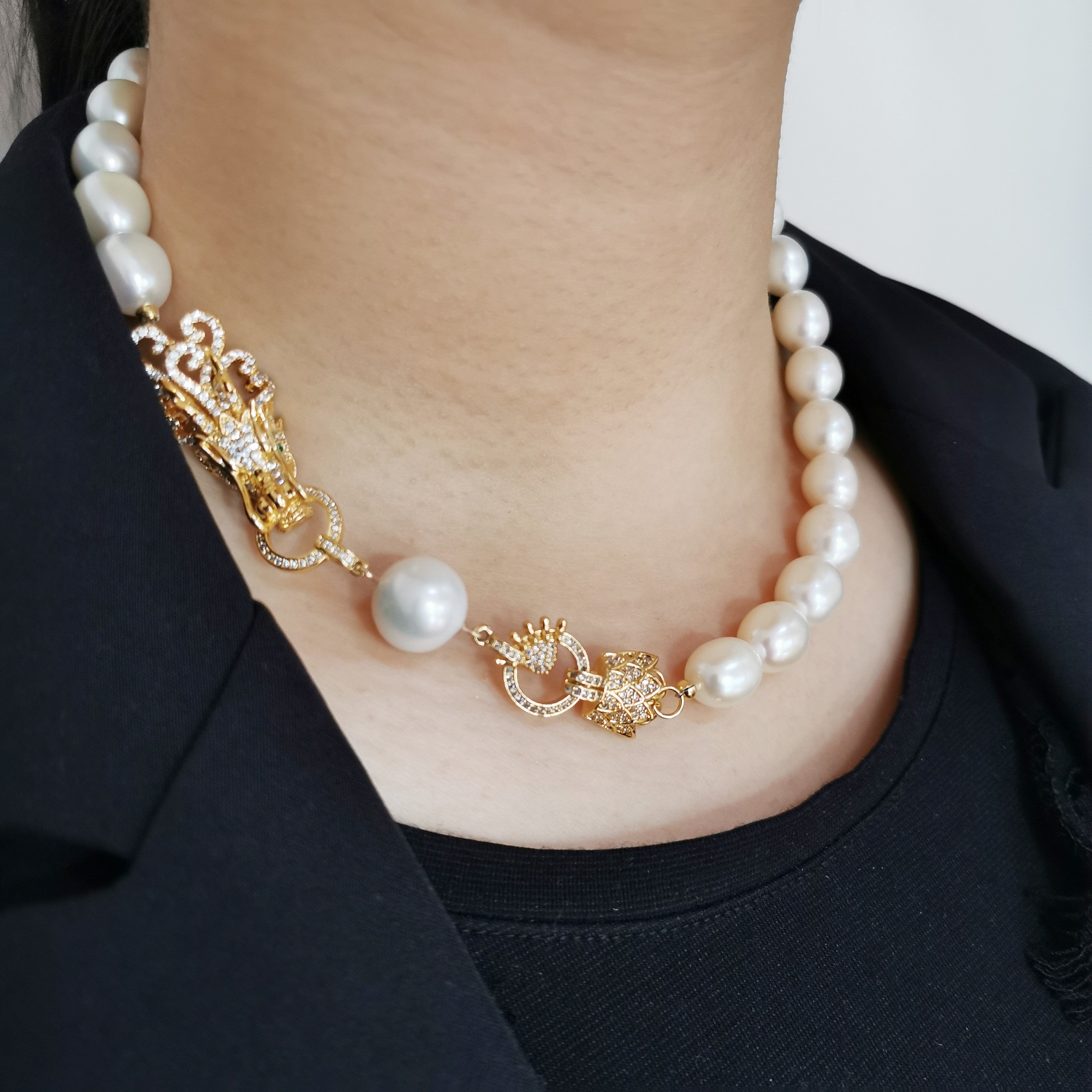 Exclusive dragon freshwater pearl wedding/anniversary necklace