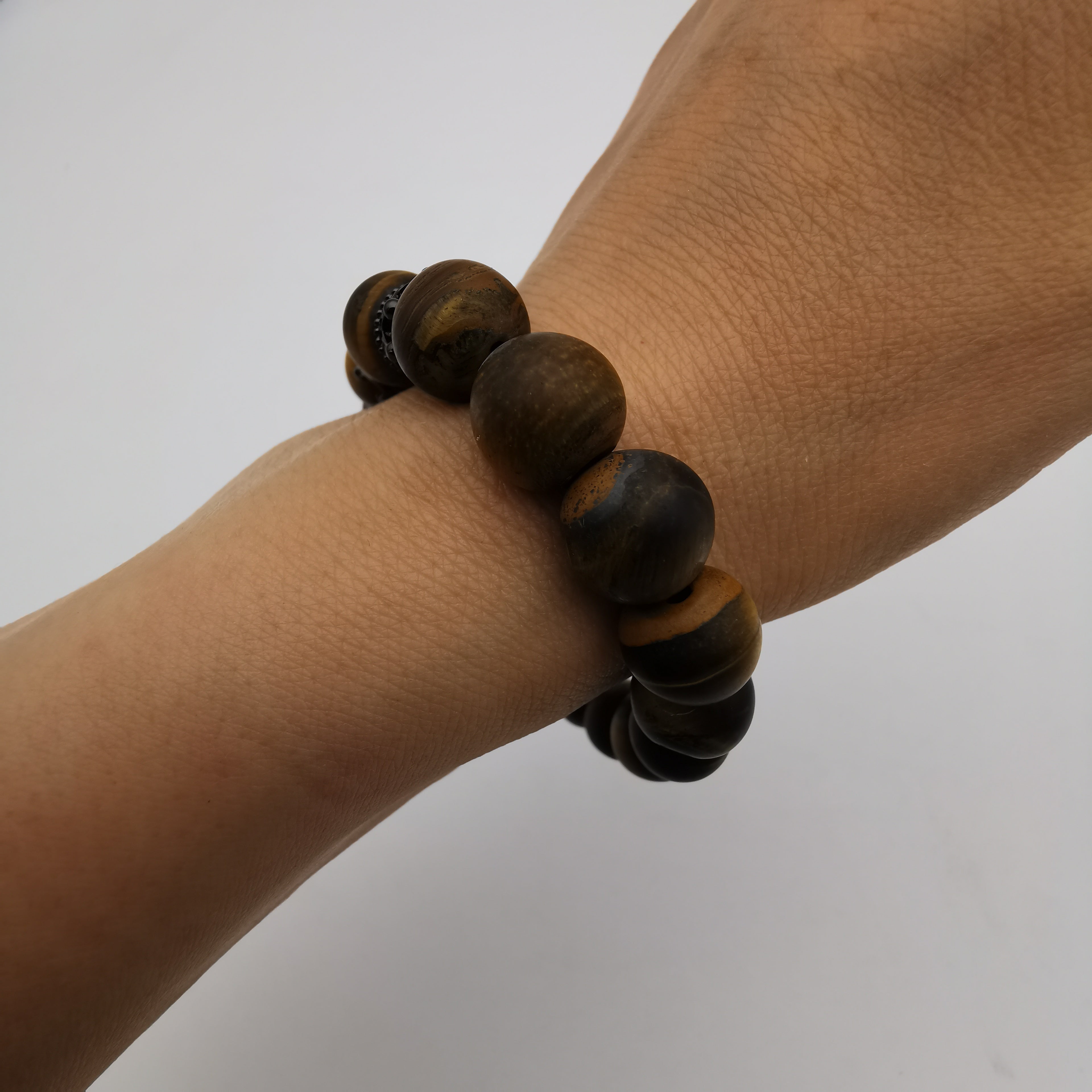 Unisex natural matt polished tiger eye bracelet