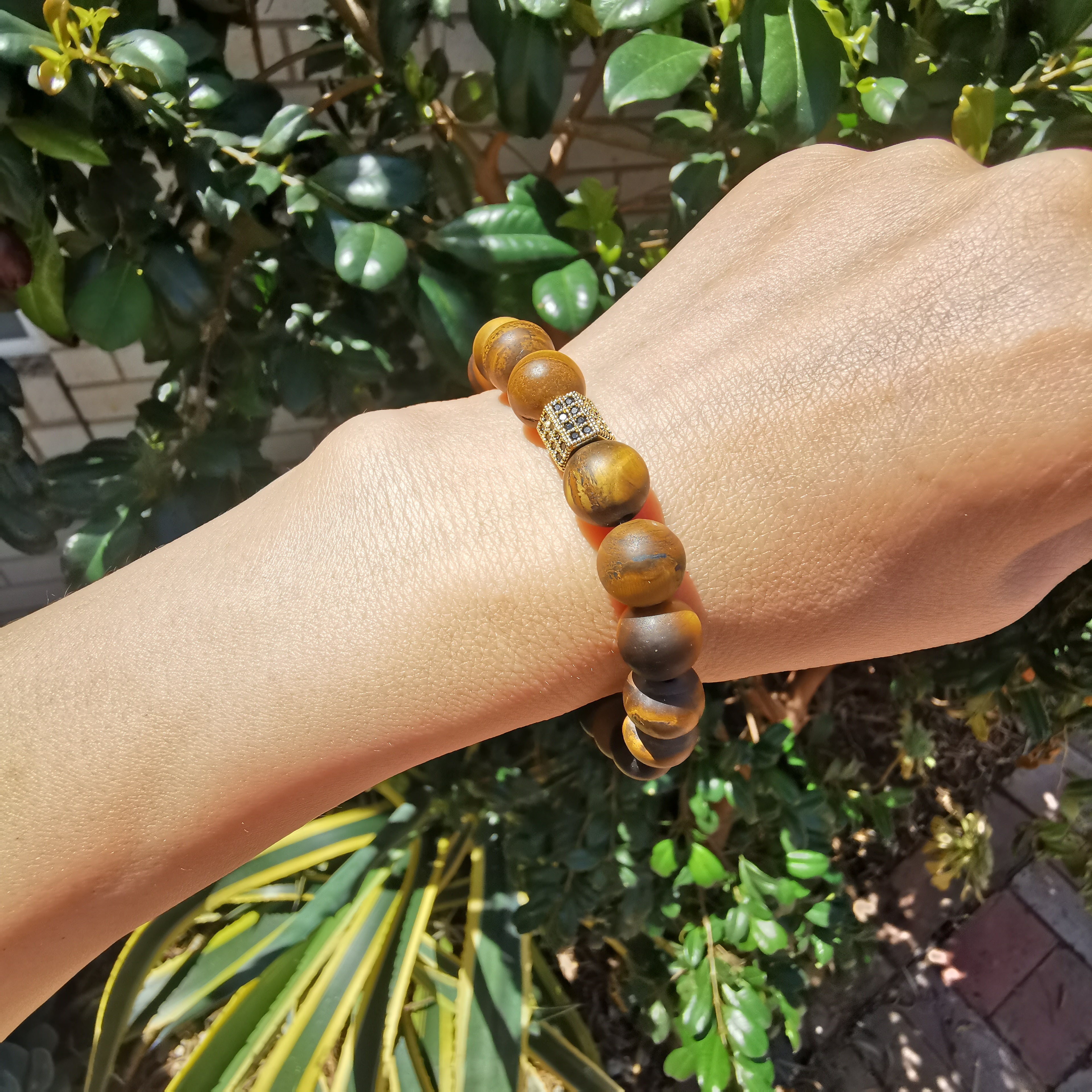 Unisex natural matt polished tiger eye bracelet