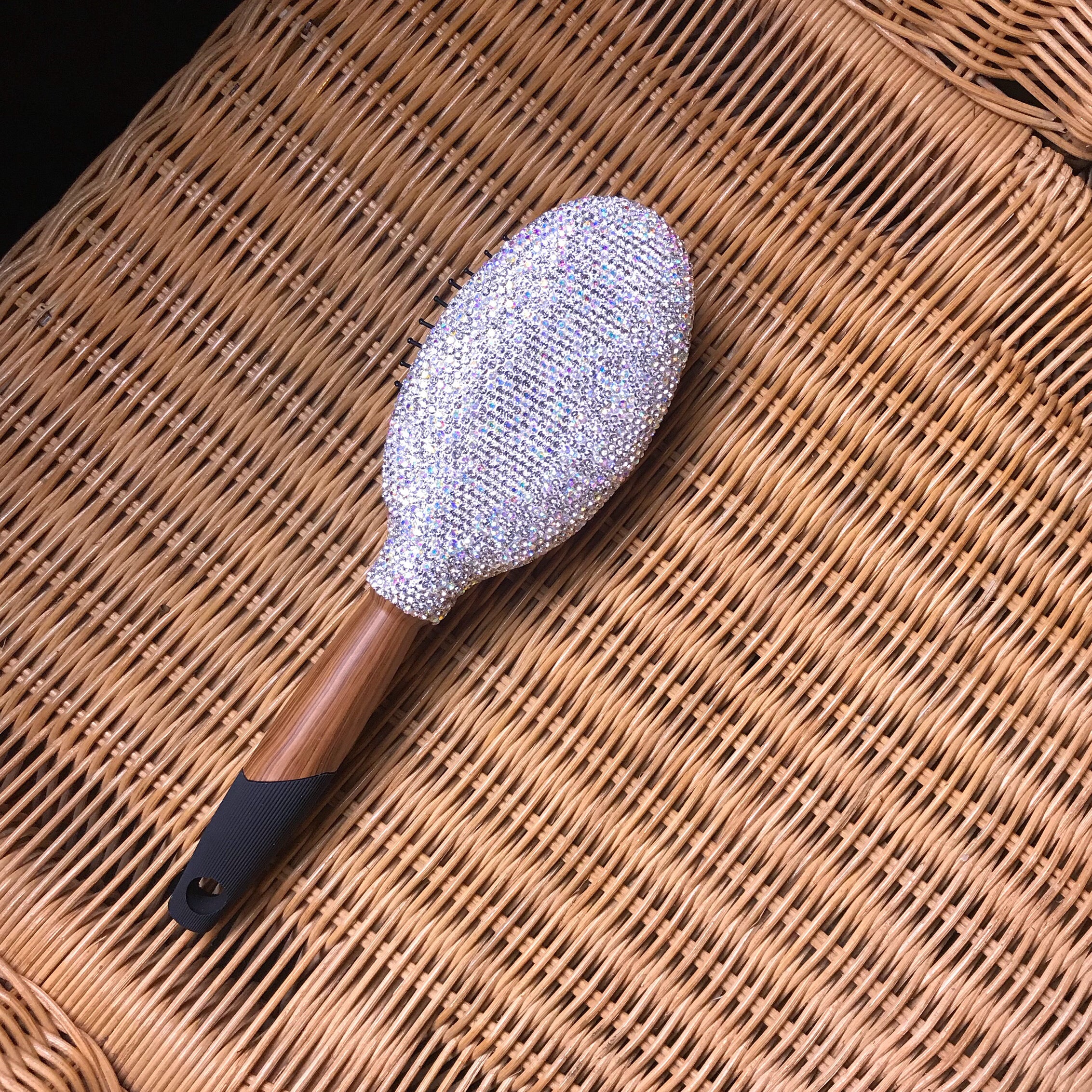 Hand Czech diamond with inlaid Rhinestone Hair Brush