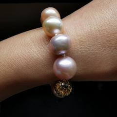 18ct gold with 10.5-11.5mm freshwater multi colour pearl bracelet