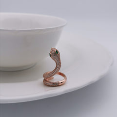 Fashion snake ring