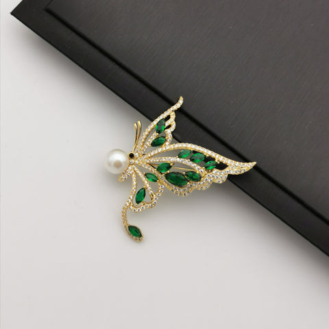 Butterfly freshwater pearl brooch/pendant
