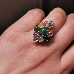 Sterling silver with tourmaline and emerld ring