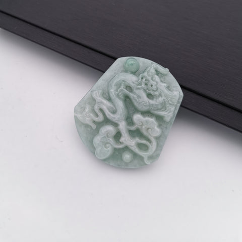 Burma jade dragon pattern