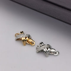 18K white gold/yellow gold with diamond clasp