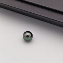 8.05 mm genuine round shape peacock Tahitian loose pearl