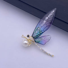 Dragonfly freshwater pearl brooch