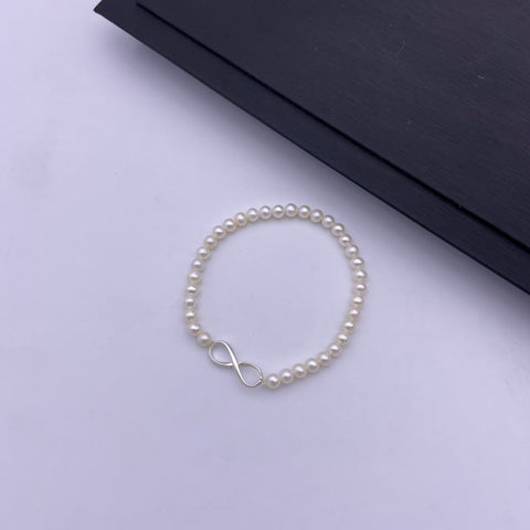 Sterling silver infinity stretch bracelet