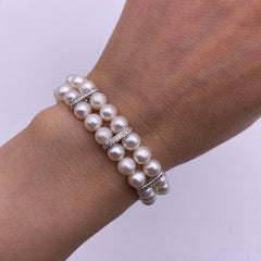 6.5-7mm freshwater pearl with sterling silver charm stretch bracelet